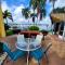 Searenity, Waterside studio in the heart of Treasure Island, walk to beach - سانت بيتي بيتش
