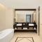 Radisson Blu Hotel Wuhan ETD Zone