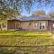 Charming Gainesville Retreat Barn, Horses Welcome
