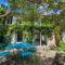 Maison charmante avec terrasse, jardin clos, barbecue, près de la Charente - 3 ch, 2 sdb - FR-1-653-31