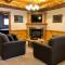 Sojourner's Lodge & Log Cabin Suites - Dundee