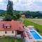 Nice Home In Zelezna Gora With Sauna - Grabrovnik
