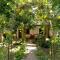 Gals Guesthouse