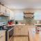 King bed open floorplan in heart of Bham