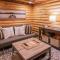 Amenity Packed A-frame Cabin With Two Bedrooms And Loft - غينزفيل