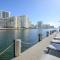 Stunning Penthouse Suite Waterfront 2BD 2BA