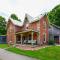 A charming, rustic 150 year old Carriage House - Orangeville