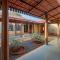 SaffronStays Anantham, Kamshet - pet-friendly lakefront villa with a huge verandah - Nethersole Dam