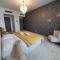 LUXURY 2 Bedroom Apartment in GATEWAY Residence