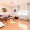 Apartment Violet