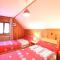 Chalet au Mont-Dore, 300m du centre, 6 pièces, garage, terrain pentu, idéal 8 pers, animaux non acceptés. - FR-1-608-4