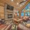 Broken Bow Cabin Deck with Hot Tub and Pool Table! - بروكن بو