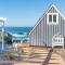 Spectacular Oceanfront Studio with Hot Tub & Loft