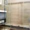 24-14 Renovated studio Prime gramercy W D