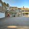 Large Kennebunk Home, Walk to Beach Less Than 2 Mi to Town - Kennebunk