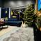 Luxury villa with breathtaking view & hot tub, middle of Golden Circle , Smart home lights & electronics for comfort - Reykholt