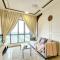 5 Min to GM Klang/1-5 Pax/Modern Design /Netflix - Kampong Pendamaran