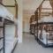 Hop Hostel - Coron