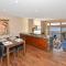 Salishan Chief Suite - Cowichan Bay