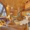 Cedar Creek Hideaway - Meredith Lodging