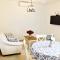 R Cottage Jacuzzival