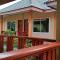 Ruen Narisra Resort