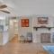 SW Arizona decorated 1 bedroom condo pool/hot tub