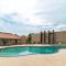 SW Arizona decorated 1 bedroom condo pool/hot tub