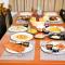 Villa Grand Hotel Near Kempegowda International Airport