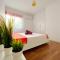 Central 2 Bedroom Apt Terrace and Pool