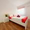 Central 2 Bedroom Apt Terrace and Pool