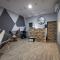 Re Carlo Rooms