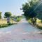 MODHERA SUNRISE RESORT - Tents Bhungas Jungle Restaurants & Candlelight Dining