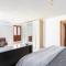 Spacious 3-Bedroom Apartment with Courtyard in Tempio Pausania - Perfect for Families - 坦皮奥袍沙尼亚