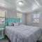 Immaculate Upper Level Apartment With Putting Green and Pool! Pet Friendly 3 Bedroom - 2 Bath Unit B