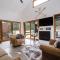 Riverlea Stables- style and charm await you! - Apple Tree Flat