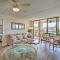 Downtown Kona Condo with Pool Access Walk to Beach! - كيلوا كونا