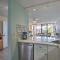 Downtown Kona Condo with Pool Access Walk to Beach! - كيلوا كونا