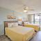 Downtown Kona Condo with Pool Access Walk to Beach! - كيلوا كونا