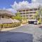Downtown Kona Condo with Pool Access Walk to Beach! - كيلوا كونا