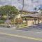 Downtown Kona Condo with Pool Access Walk to Beach! - كيلوا كونا