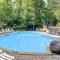 Chalet-Style Condo - 5 minutes to Lifts and village!