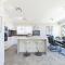 Sandy Beach House Corlette Unit 1 Waterfront WI-FI Aircon