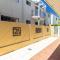 Sandy Beach House Corlette Unit 1 Waterfront WI-FI Aircon