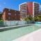 Shores 302