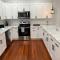 Cheerful 3 Bedrooms kitchen/dining/private office - Columbus