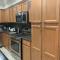 Luxury Oasis Home w/Pool Near CSUN-6 Guests
