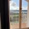 Vaste villa en position dominante superbe vue lacs - Hautecour