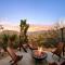 Hi View House