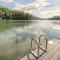 Hannahs Perch on Lake Burton with Private Top Patio and Bottom Dock - كلايتون